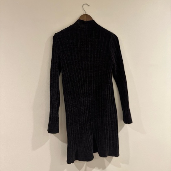 Black velvet textured cardigan, in great condition! Size small. - Picture 2 of 3